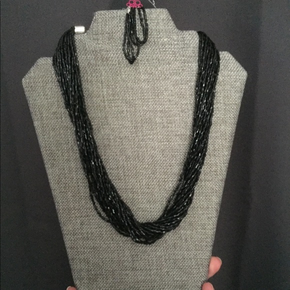 Seed bead necklaces - Picture 3 of 8